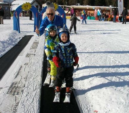 Kids Ski Lessons (4-5 y.) for Beginners