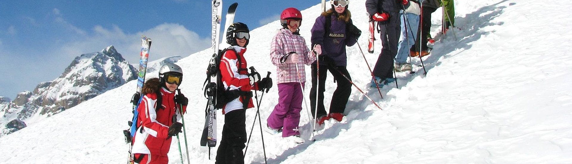 Ski Camp &quot;Pro Rider&quot; for Teens (8-14 years) with Ski School ESI Monêtier Serre-Chevalier - Hero image
