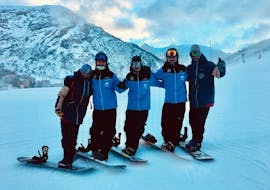 Kids & Adult Snowboarding Lessons for Beginners from Escuela de Esquí Candanchú.