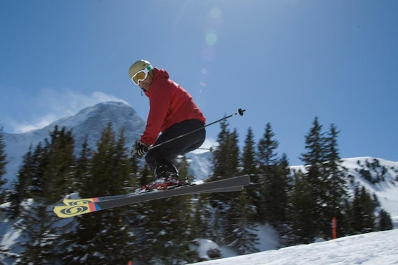 Private Freestyle Skiing Lessons for All Levels