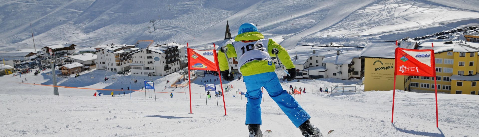 Clases de esquí para niños (5-14 años) para esquiadores avanzados.