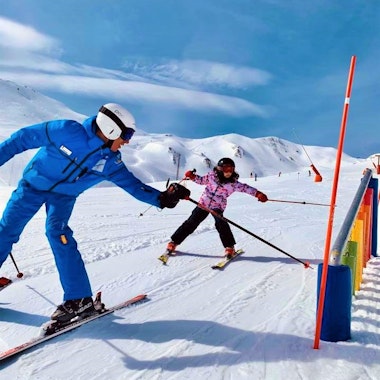 Kids Ski Lessons (from 4-17 y.) for All Levels