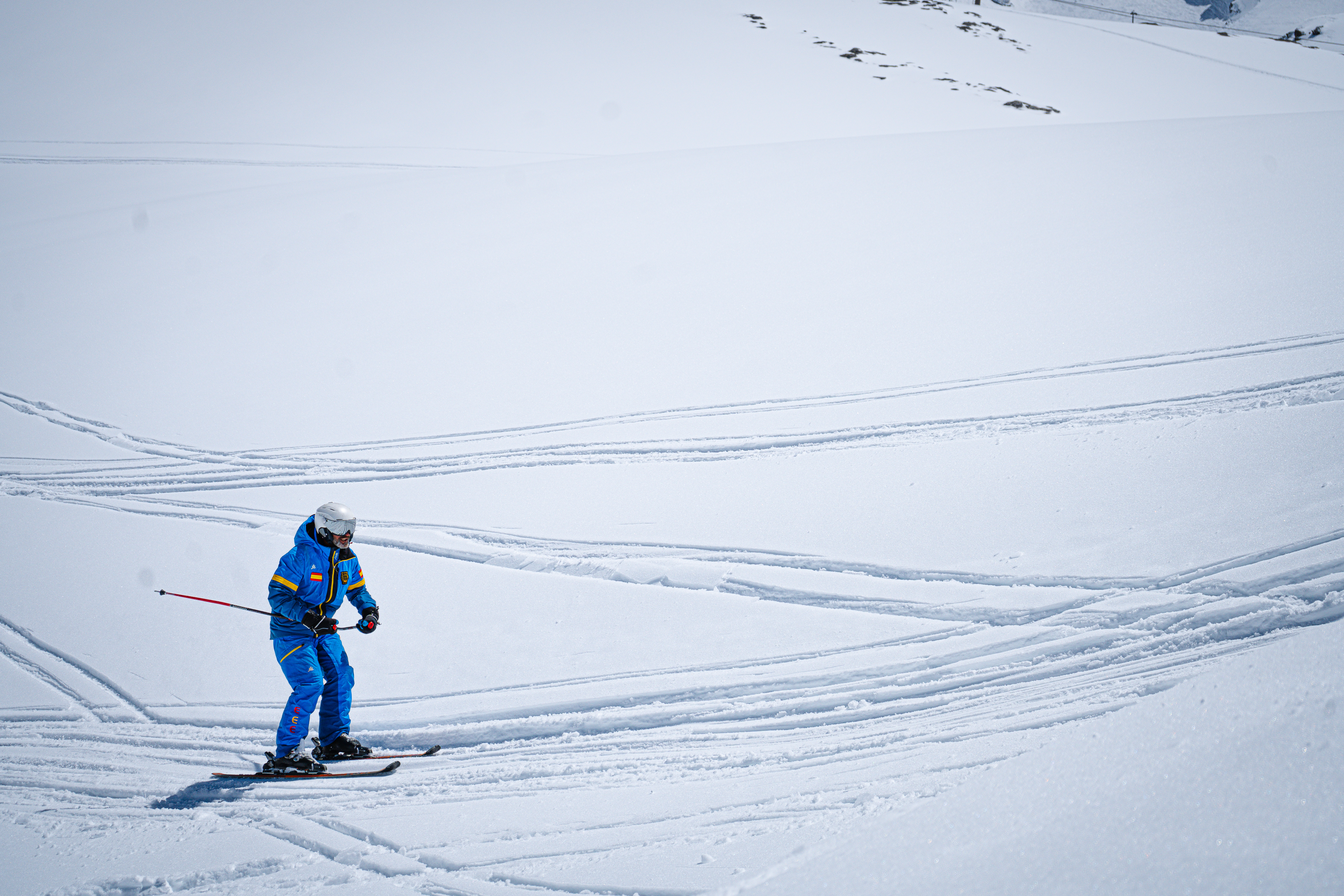 Adult Ski Lessons for Beginners & Intermediates.