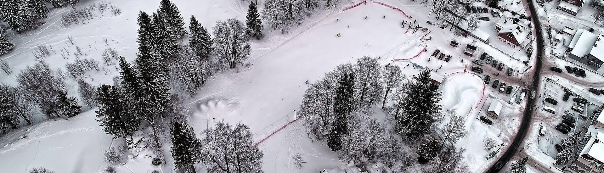 Clases de esquí para niños para principiantes.
