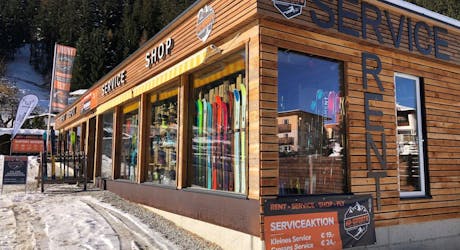 Picture of the HP-Sports Ski Rental Shop in Fulpmes.