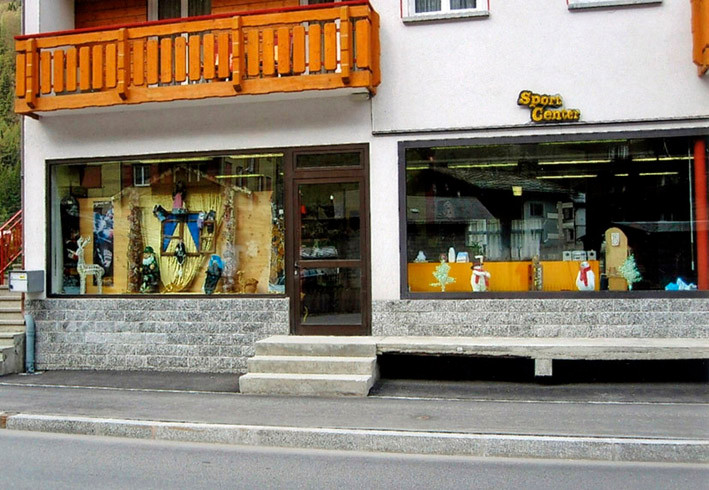 The outside of Ski Rental Sport-Center Saas Grund - Hohsaas.