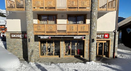 The outside of Ski Rental Skiset Valmorel.
