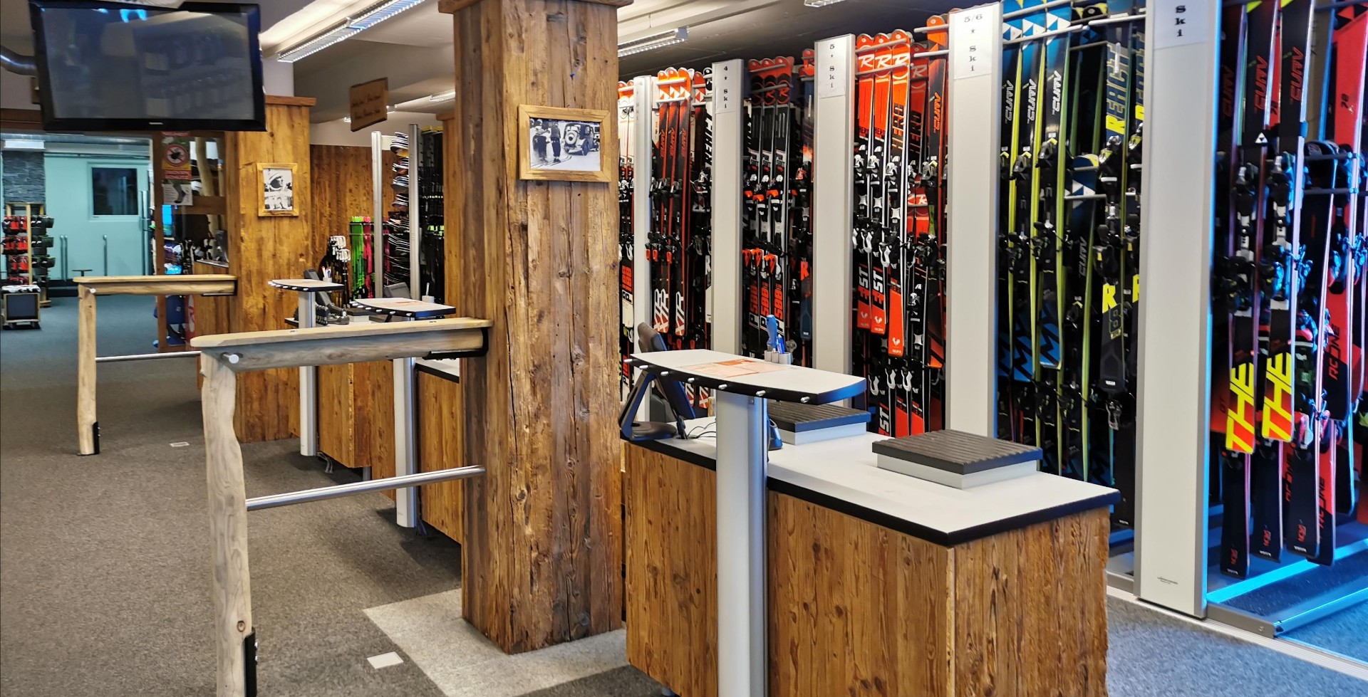 Image of S4 Skishop Fieberbrunn.