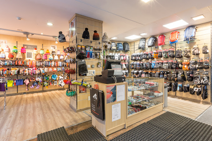 Ski and snowboard accessories from Ski Rental Esports Everest Encamp.