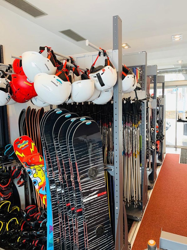 Some of the equipment available at Ski Rental Zephyr Esports Pas de la Casa.