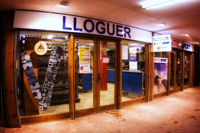 Le magasin de location de ski Intersports Port del Comte.