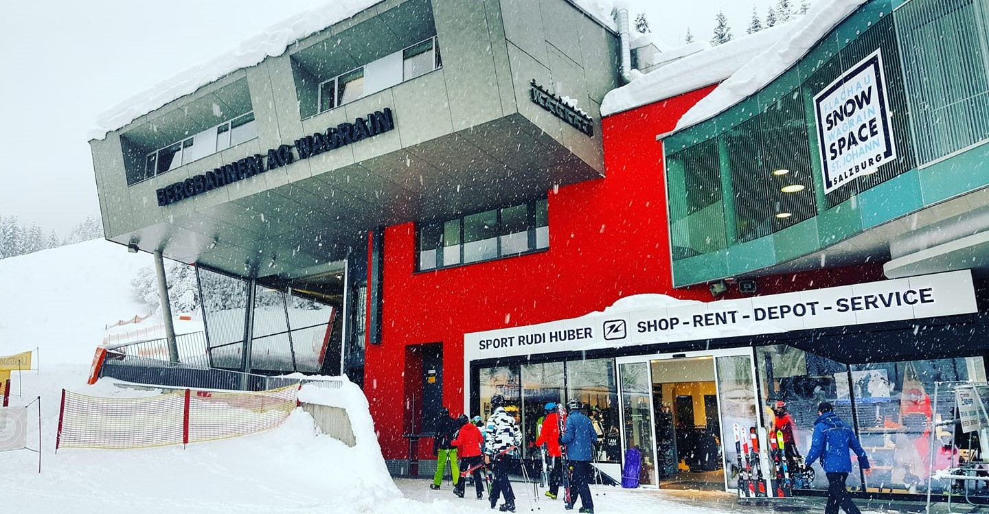 Buitenkant van Skiverhuur Dalstation Grafenberg Wagrain.