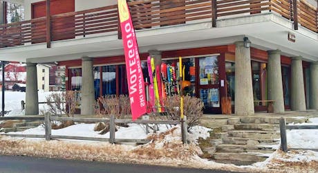 The external view of the Ski Rental Cisco-Ski Gressoney La Trinité.