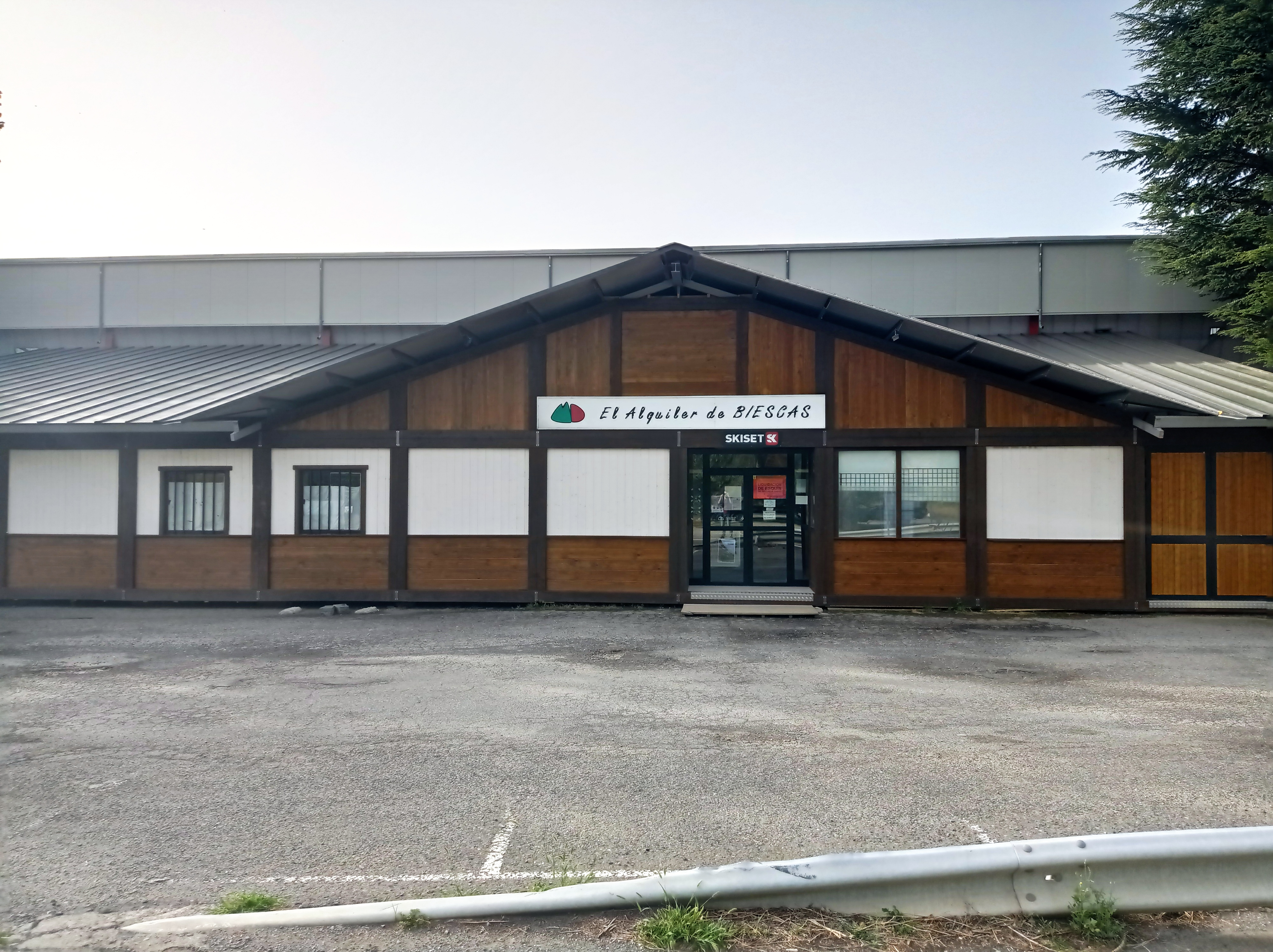 Ski Rental El Alquiler de Biescas Panticosa