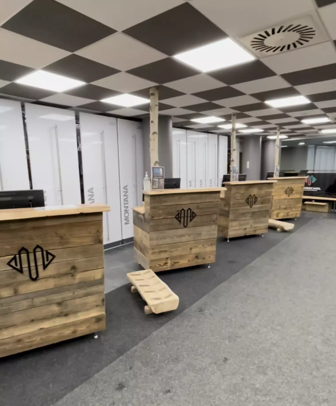 Inside of the Ski Rental Promescaiol Outdoor Adventure Life - Daolasa.