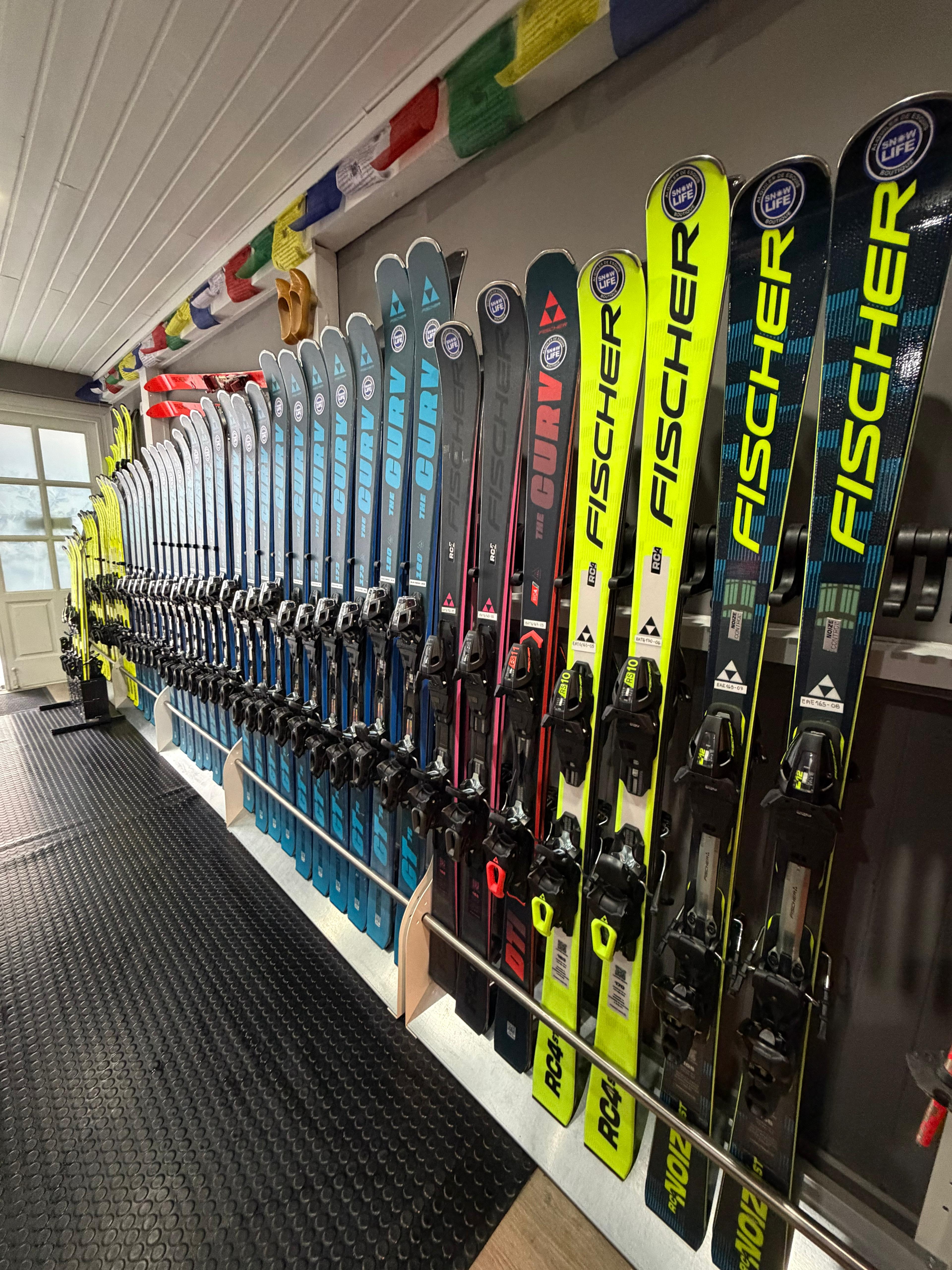 Snow Life Alquiler de Esquís Boutique