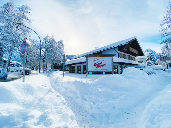 The outside of the Ski Rental Shop Thomas Sprenzel Garmisch.