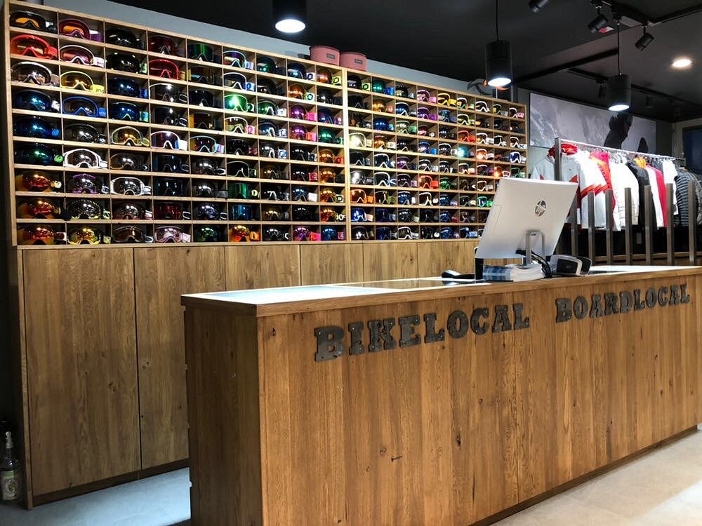 Picture of Ski Rental BOARDlocal - BIKElocal Engelberg.