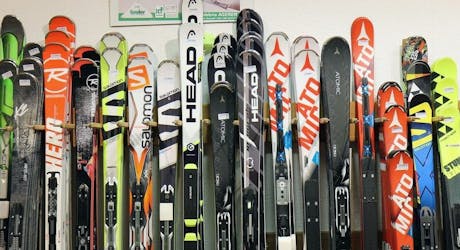 Image of Ski Rental Sport Monz Pfunds.